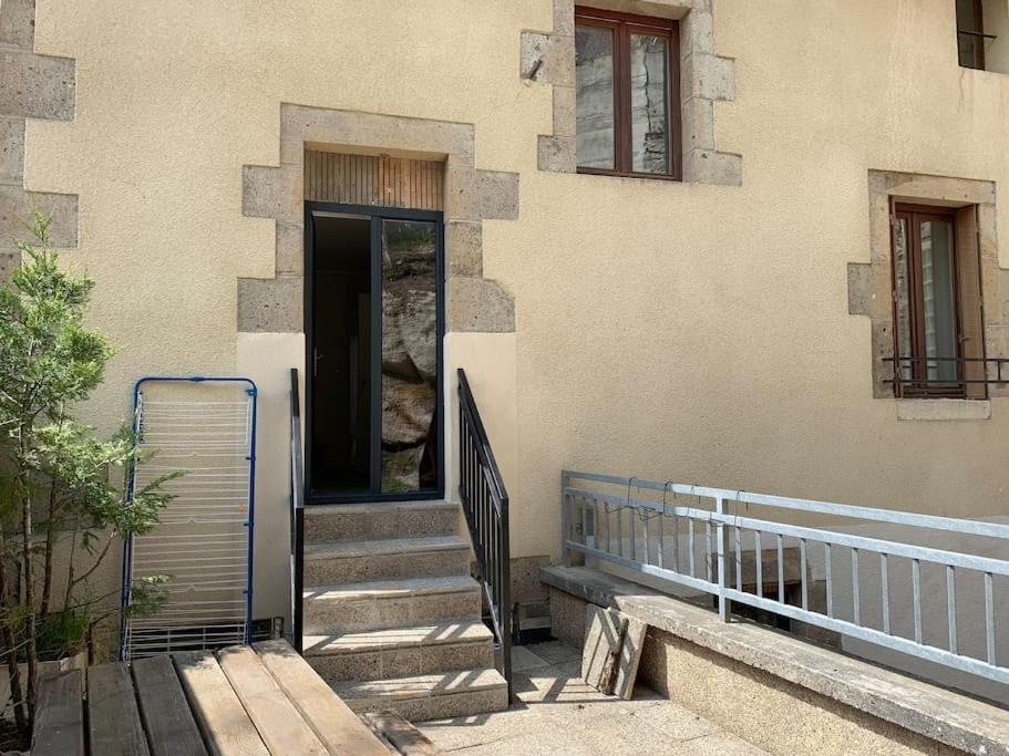 Appartement 4 Personnes, 1 Chambre, Terrasse, Wifi, Proche Du Centre 拉布尔布勒 外观 照片